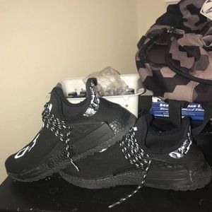 YOU NERD Adidas Pharrell William Human Race